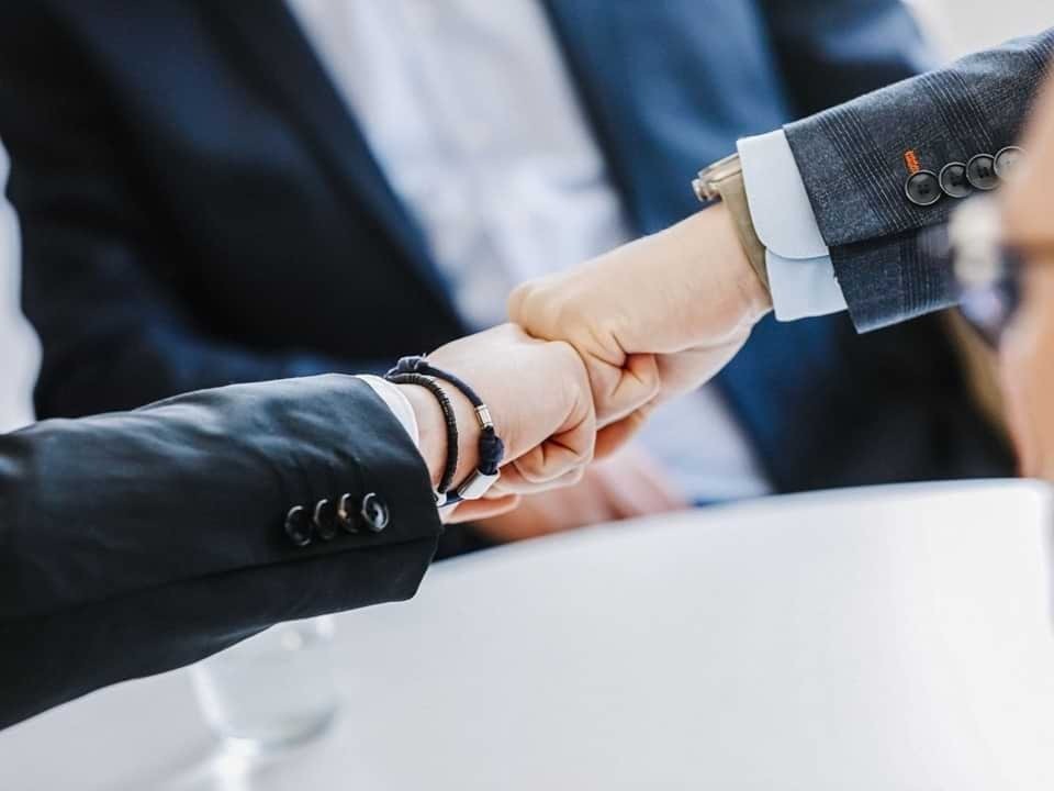 Bild Team Begrüßung neo42